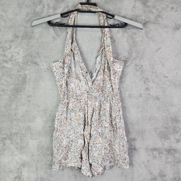 Women's BCBG Generation Halter Neck Pink & White Romper 2" Inseam Size M - Picture 7 of 13